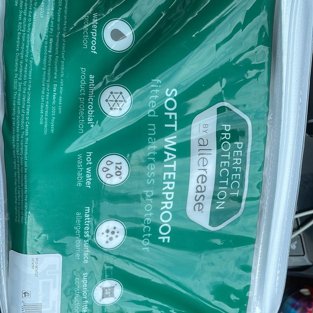 Brand New*Perfect Protection "QUEEN" Waterproof mattress protector!By allerease - Picture 3 of 4